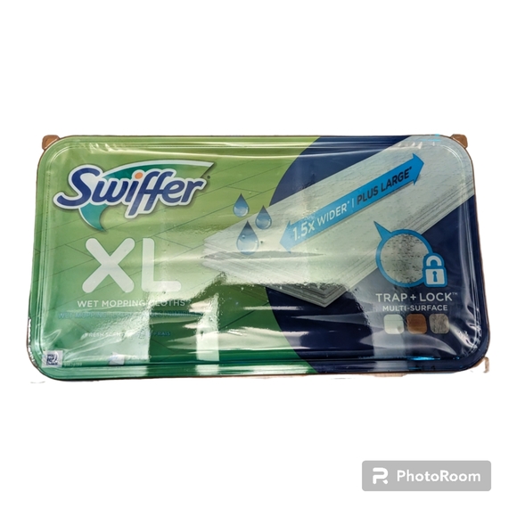 Swiffer XL Bundle- Wet & Dry Cloths - Picture 4 of 5